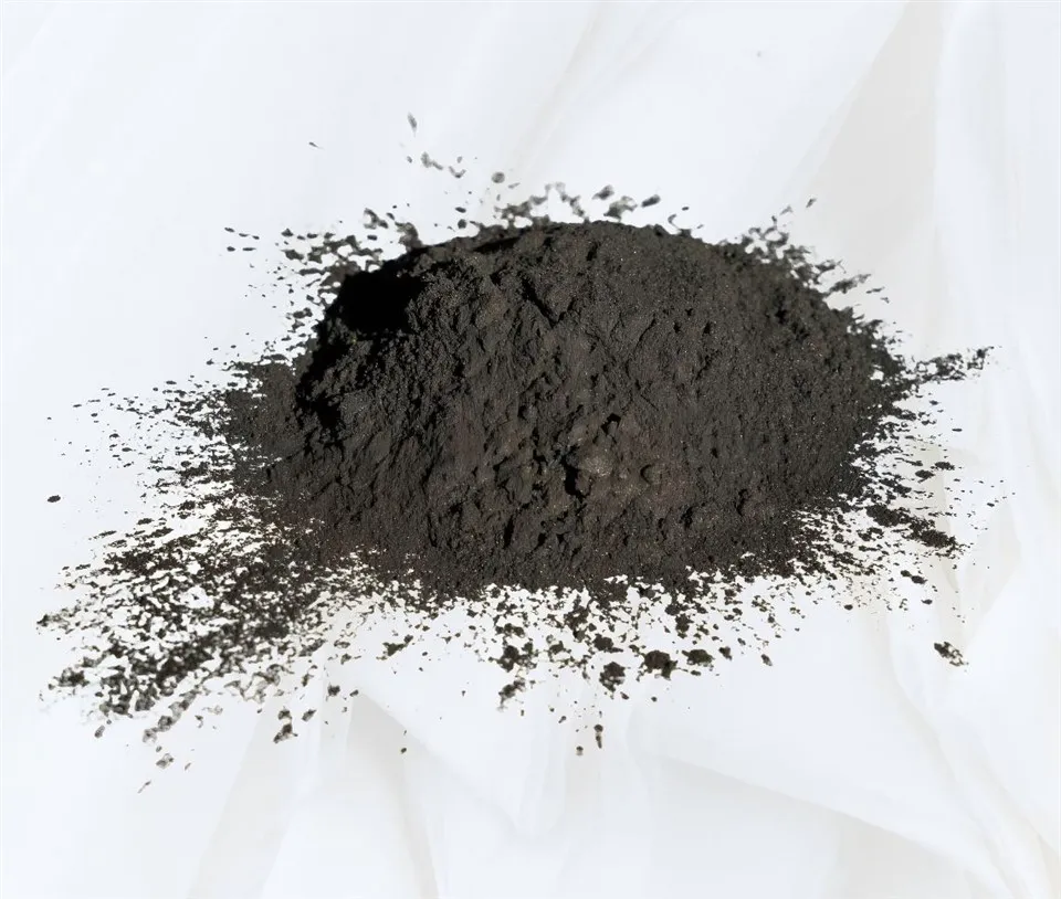 Kabòn aktive pou klowòks lwil manjab